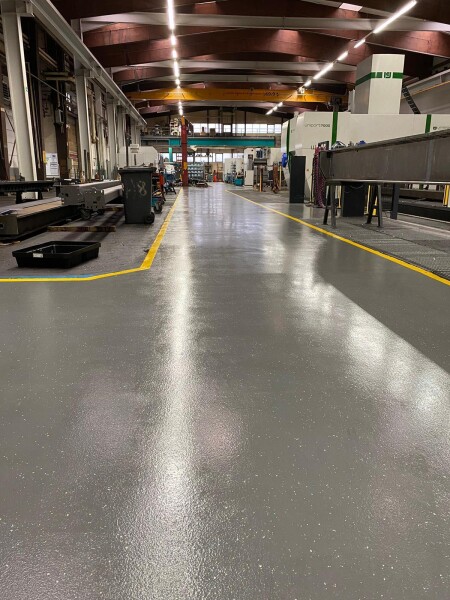 Über 2.000m² Bodenreinung