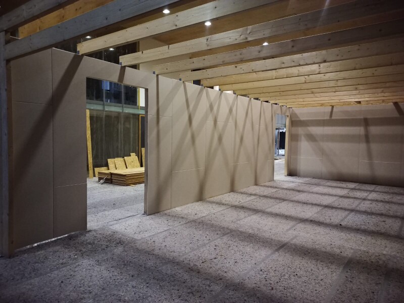 Büroausbau: selbsttragende Holzkonstruktion