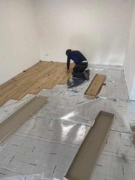 Bodenverlege arbeiten