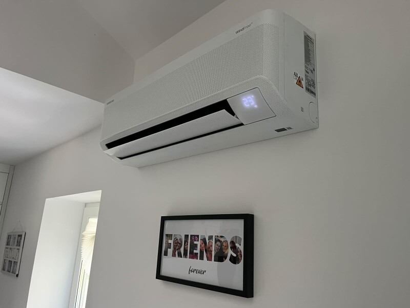 Installation einer Klimaanlage in einem Einfamilienhaus