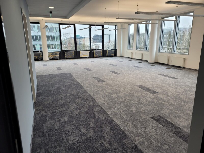 Teepichfliesen Büro Geb. Düsseldorf  2600,00 qm