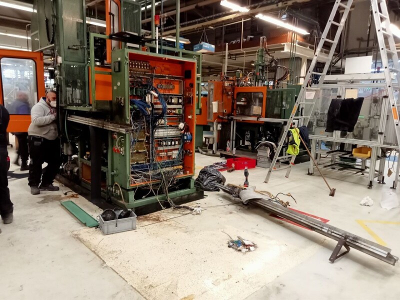 Projekt SKF, Sealing, Solution 23.000 m² Sanierung Maschinendemontage