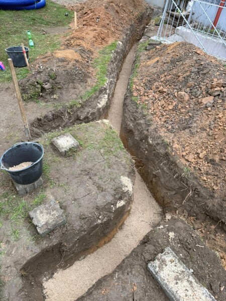 Erdarbeiten für Wärmepumpeninstallation