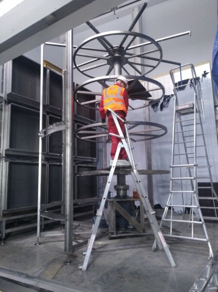 Industriemontage von Maschinen in Großbritannien