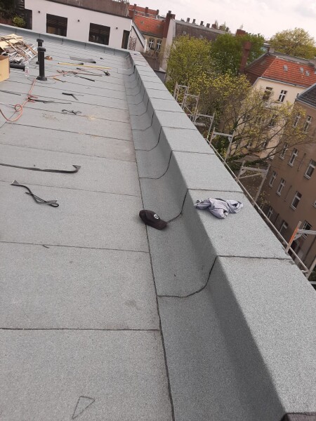 Attika flach dach arbeiten